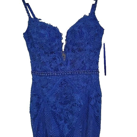 MAC DUGGAL NWT EMBROIDERED SLEEVELESS PLUNGE NECK TRUMPET GOWN ROYAL BLUE SZ 18 - Picture 6 of 9